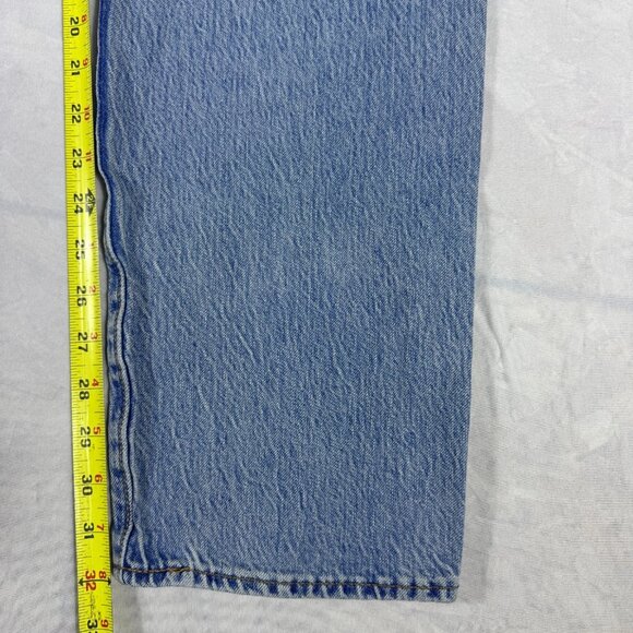 Levis 501 Mens Straight Leg Light Blue Denim Faded 5-Pocket Outdoor Size 36x32 - Picture 16 of 16